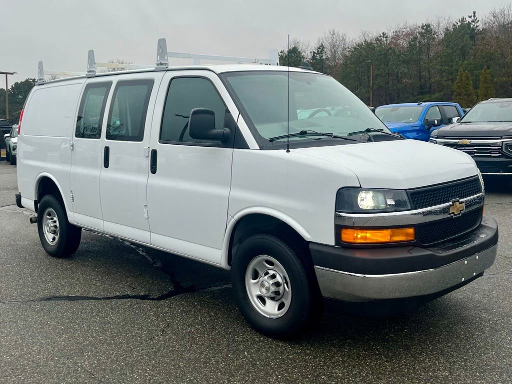 Used 2023 Chevrolet Express 2500 w/ Driver Convenience Package image 10