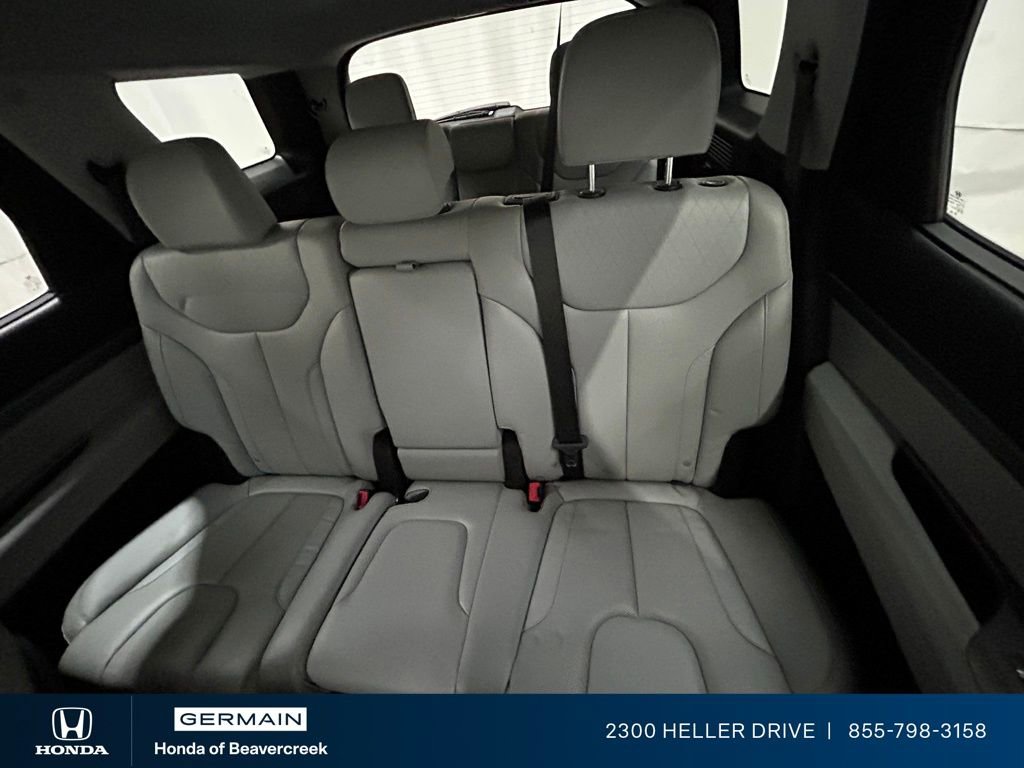 Used 2022 Hyundai Palisade SEL w/ 8P Bench Seat Package image 27