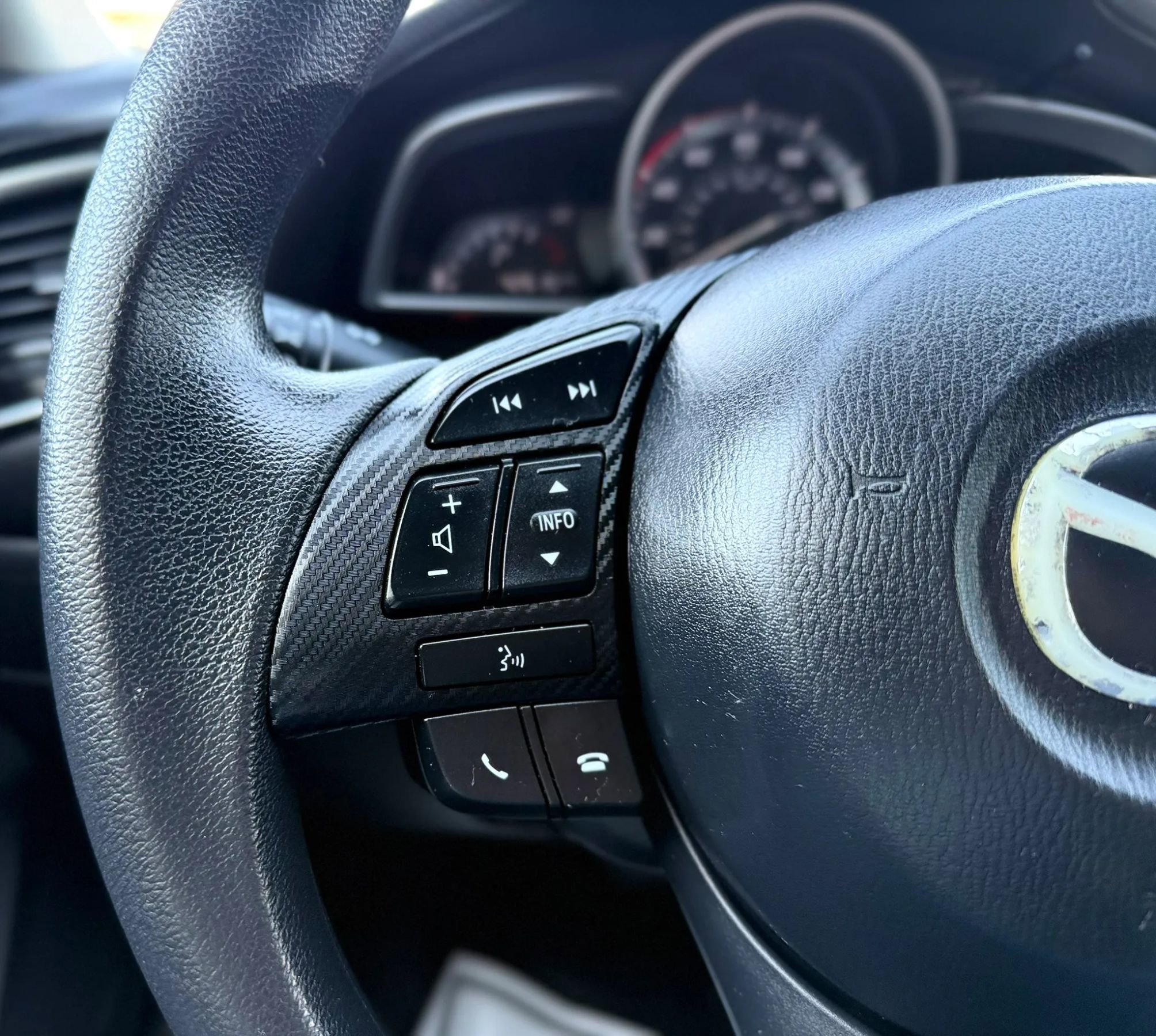 Used 2014 MAZDA MAZDA3 i Sport image 13