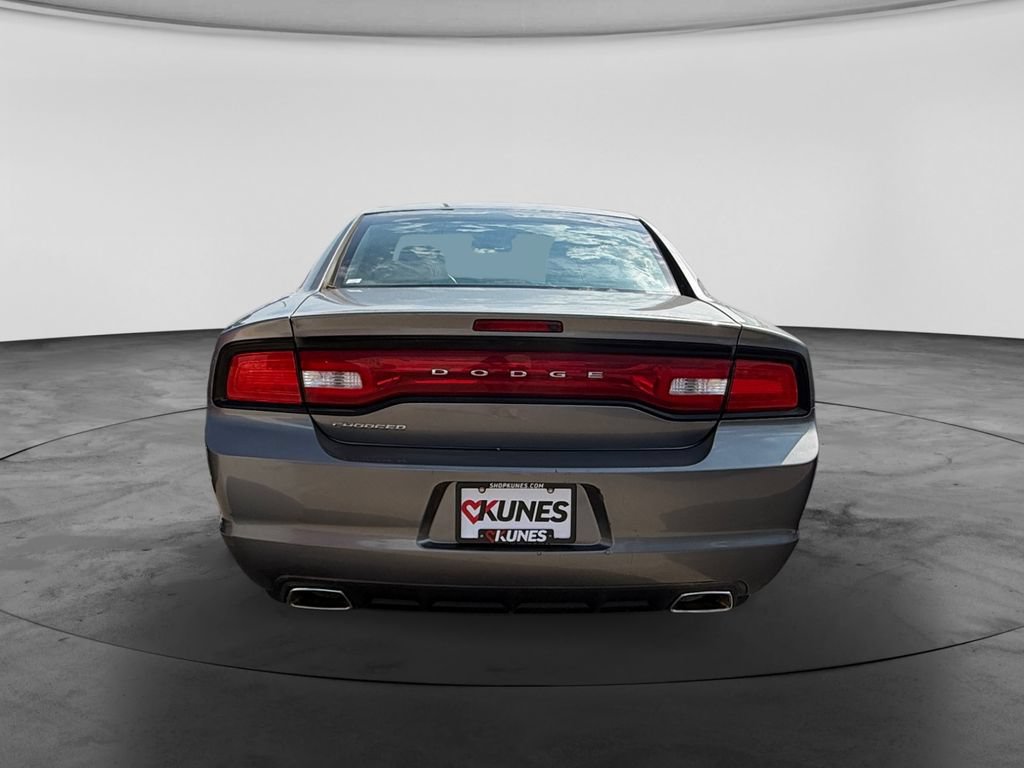 Used 2012 Dodge Charger SE w/ Connectivity Group RWD image 8