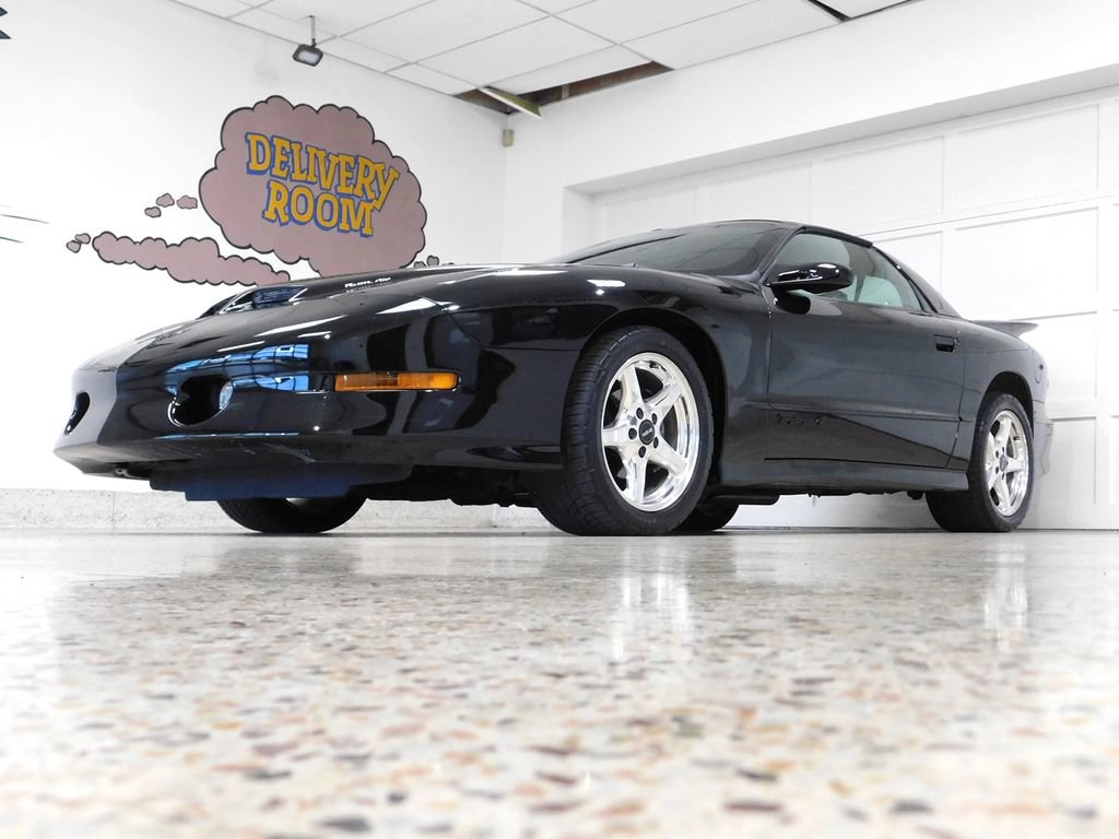 Used 1997 Pontiac Firebird Trans Am RWD image 7