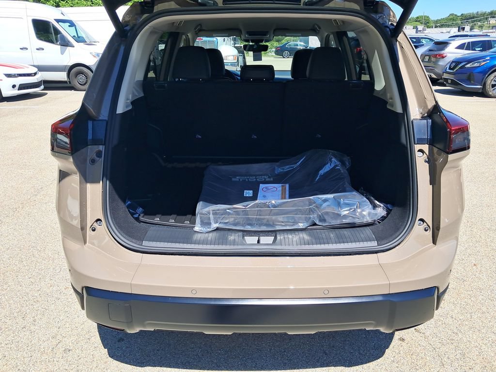 New 2026 Nissan Rogue SV w/ Rock Creek Premium Package AWD/4WD image 24