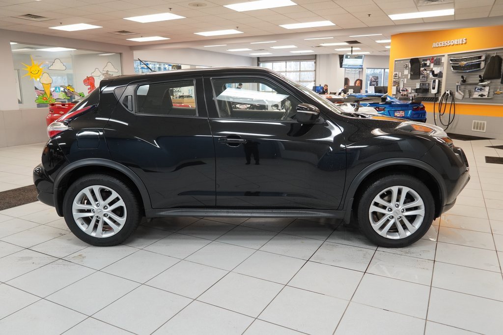 Used 2016 Nissan Juke S image 12