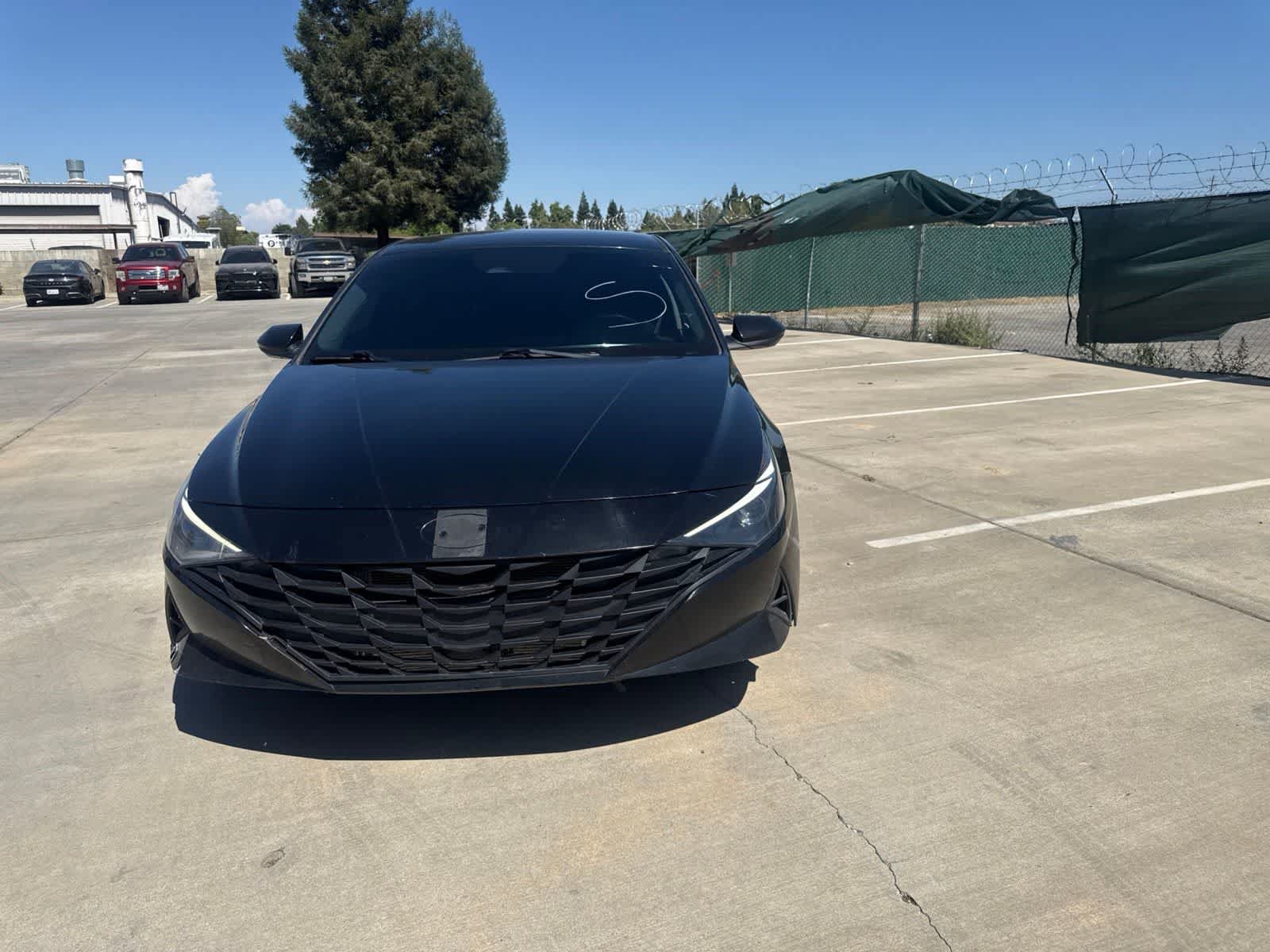 Used 2023 Hyundai Elantra Blue FWD image 2