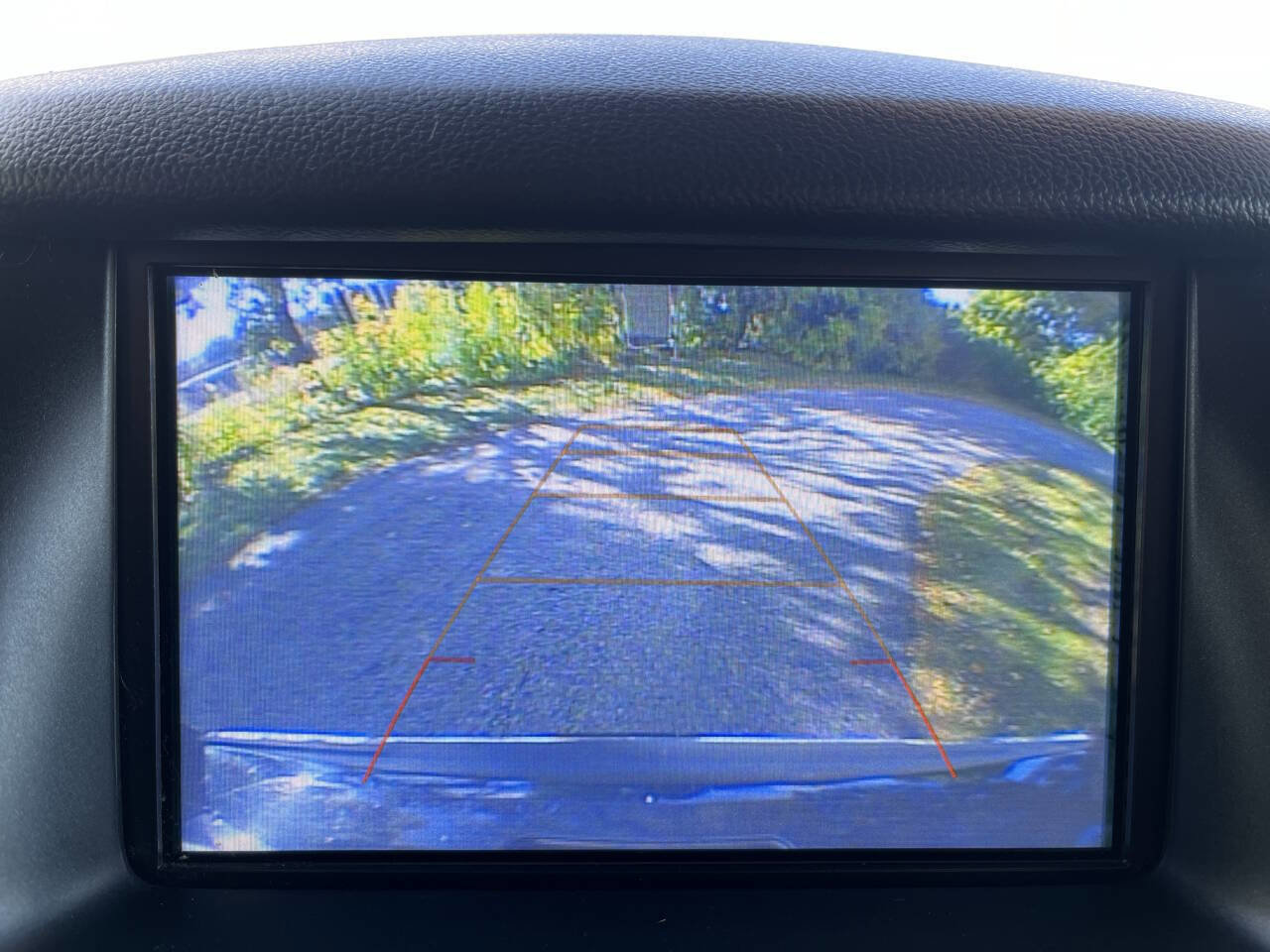 Used 2018 GMC Yukon XL Denali w/ Open Road Package image 19