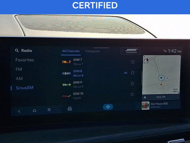 Certified 2025 Hyundai Santa Fe Limited AWD/4WD image 18