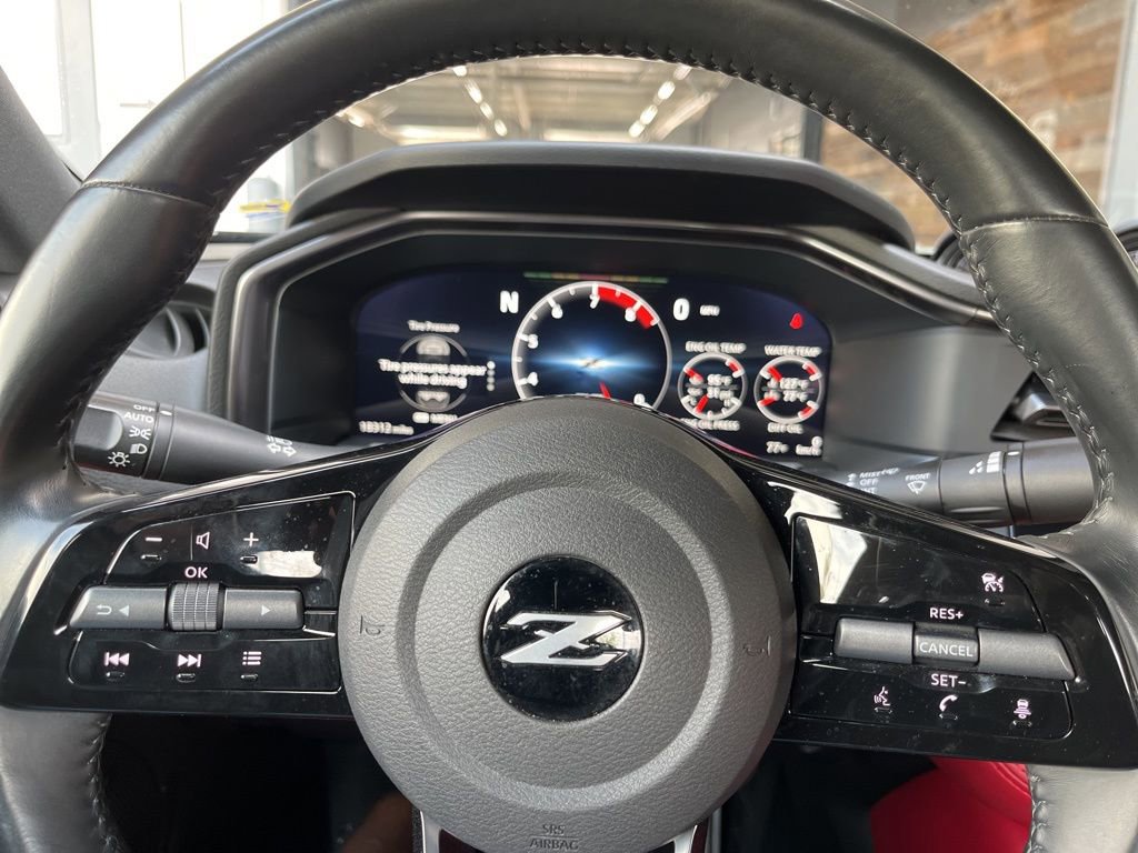 Used 2024 Nissan Z Performance w/ Floor Mat Package RWD image 30