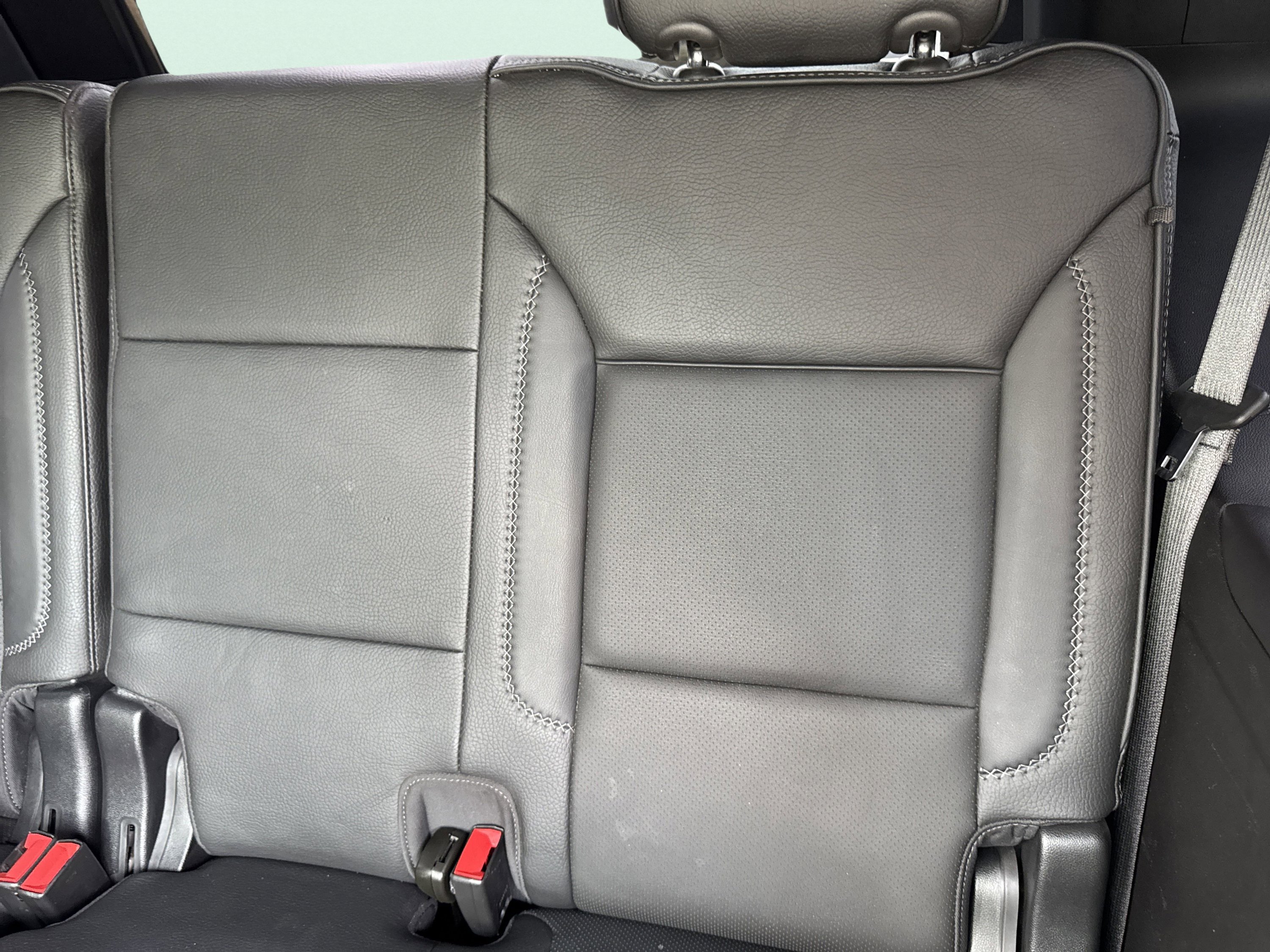 Used 2022 GMC Yukon Denali image 42