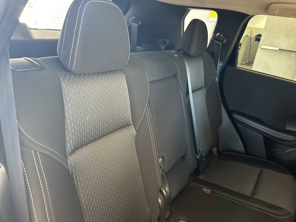 Used 2023 Mitsubishi Outlander ES image 25