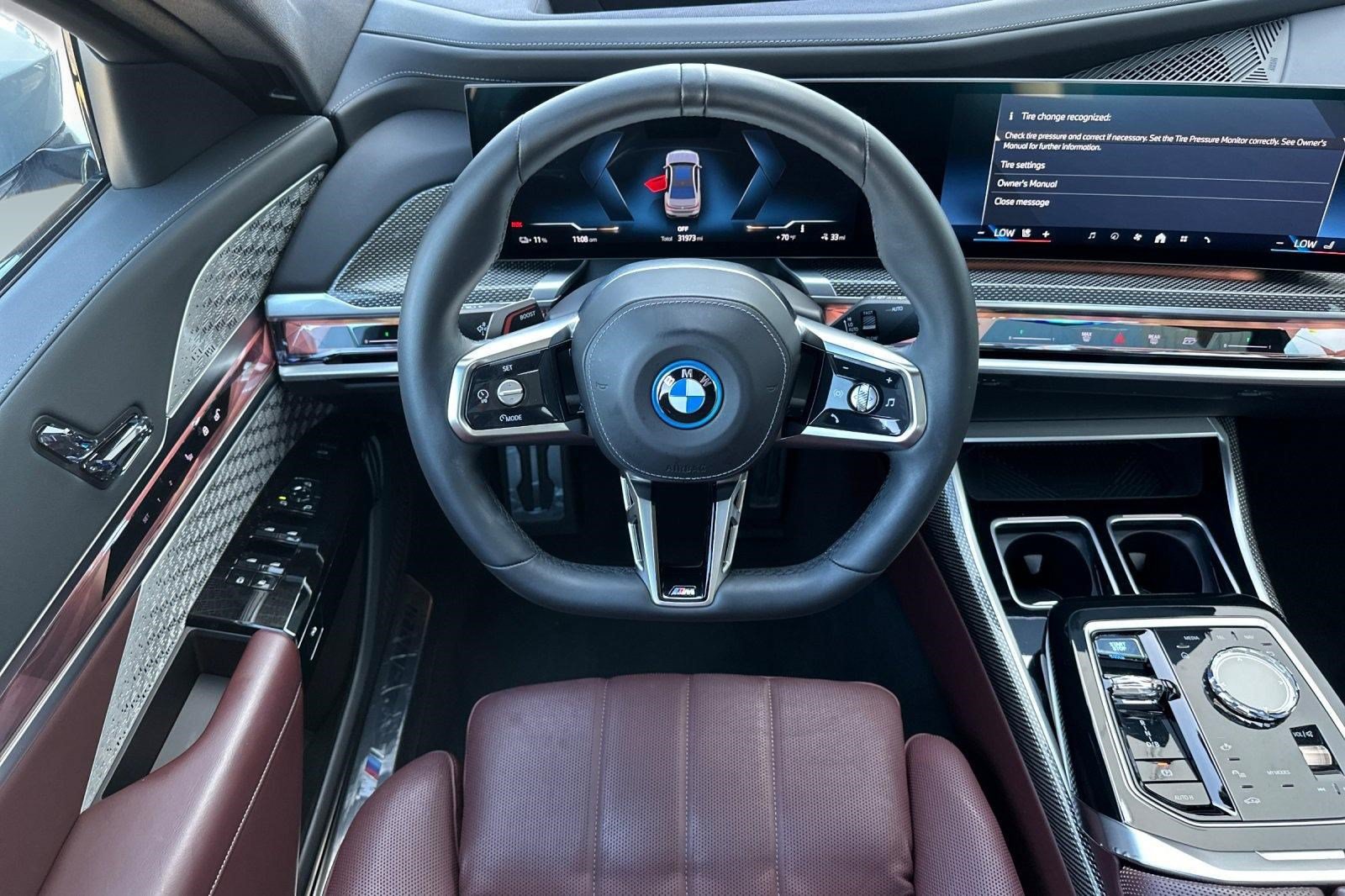 Certified 2023 BMW i7 xDrive60 AWD/4WD image 30