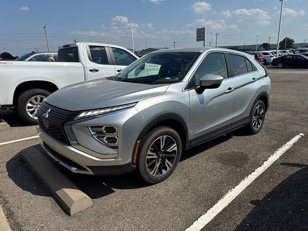 Used 2025 Mitsubishi Eclipse Cross SEL AWD/4WD image 5