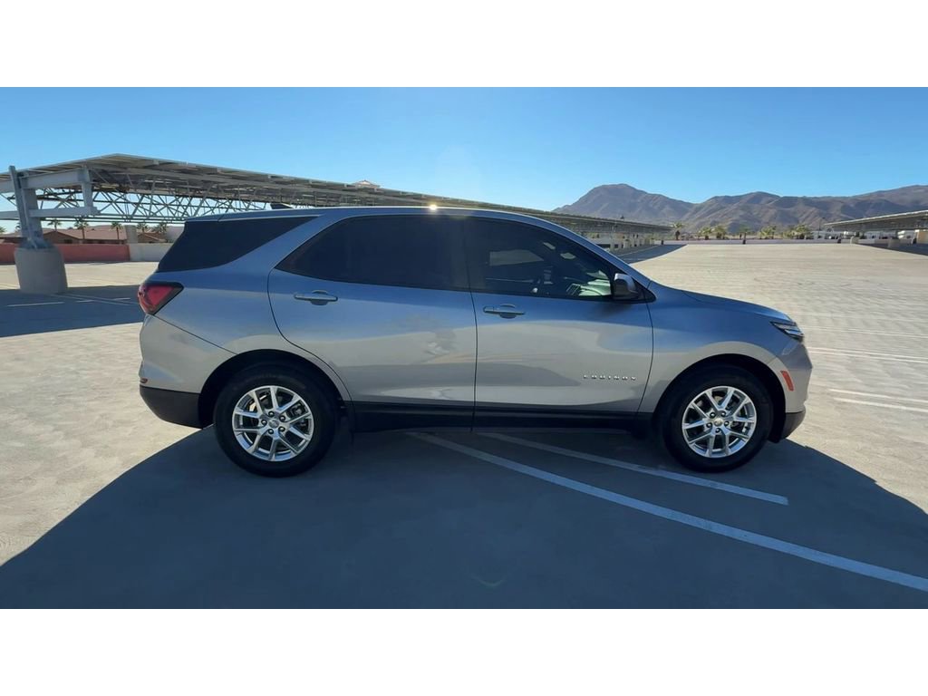 Used 2024 Chevrolet Equinox LS image 9