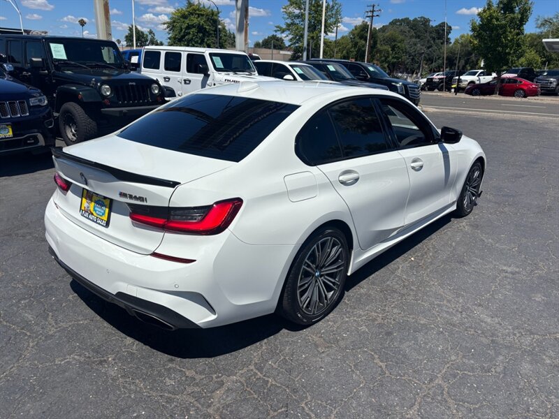 Used 2020 BMW M340i w/ Premium Package RWD image 4