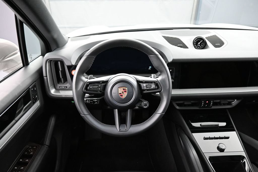 Certified 2026 Porsche Cayenne E-Hybrid AWD/4WD image 18