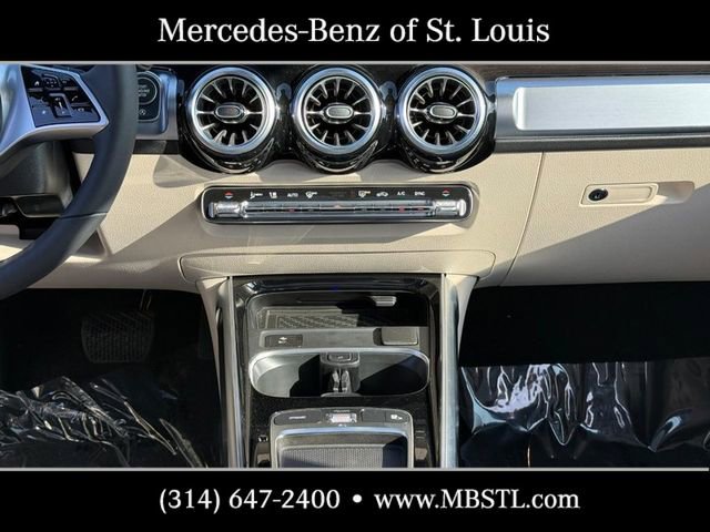 New 2026 Mercedes-Benz GLB 250 4MATIC image 11