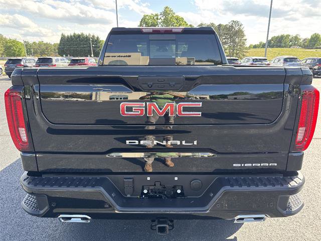 Used 2025 GMC Sierra 1500 Denali AWD/4WD image 5