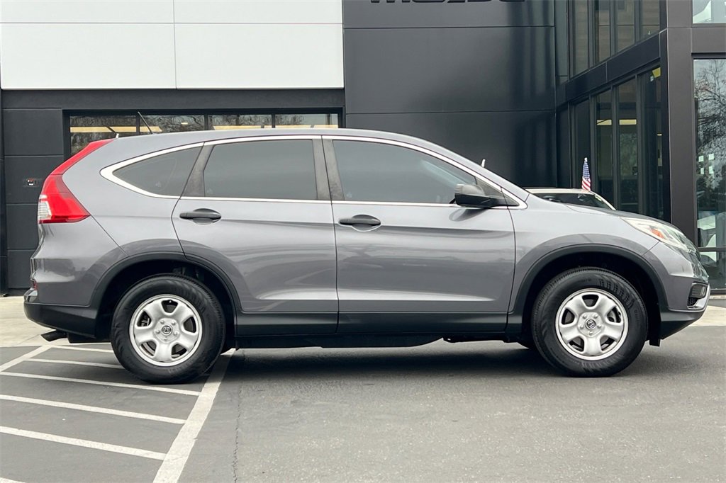 Used 2016 Honda CR-V LX image 4