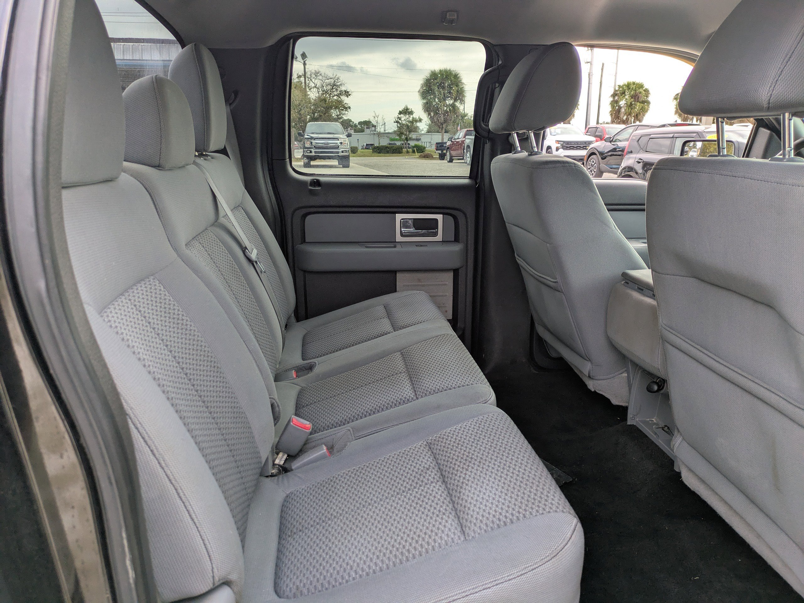 Used 2011 Ford F150 XLT w/ XLT Chrome Pkg image 13