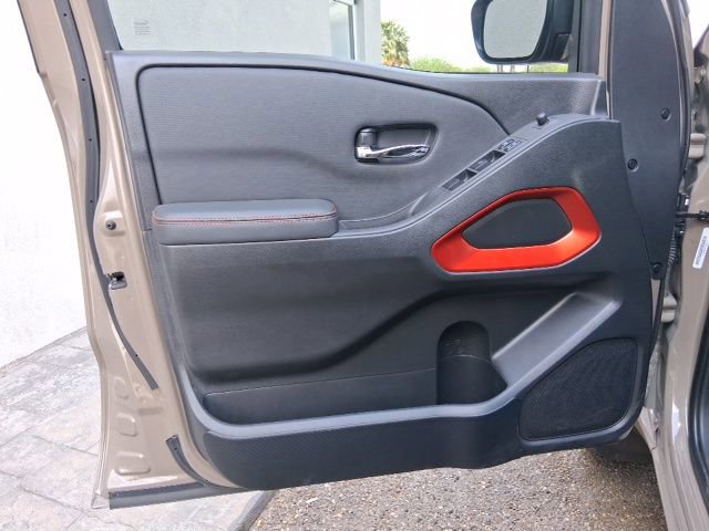 Certified 2024 Nissan Frontier PRO-4X w/ Off-Road Protection Package image 17