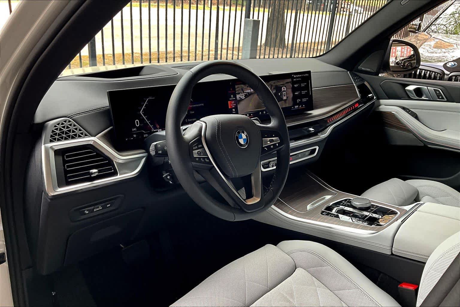 Used 2026 BMW X5 sDrive40i w/ Climate Comfort Package RWD image 24