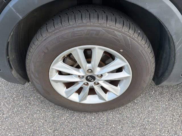 Used 2019 Kia Sorento FWD image 9