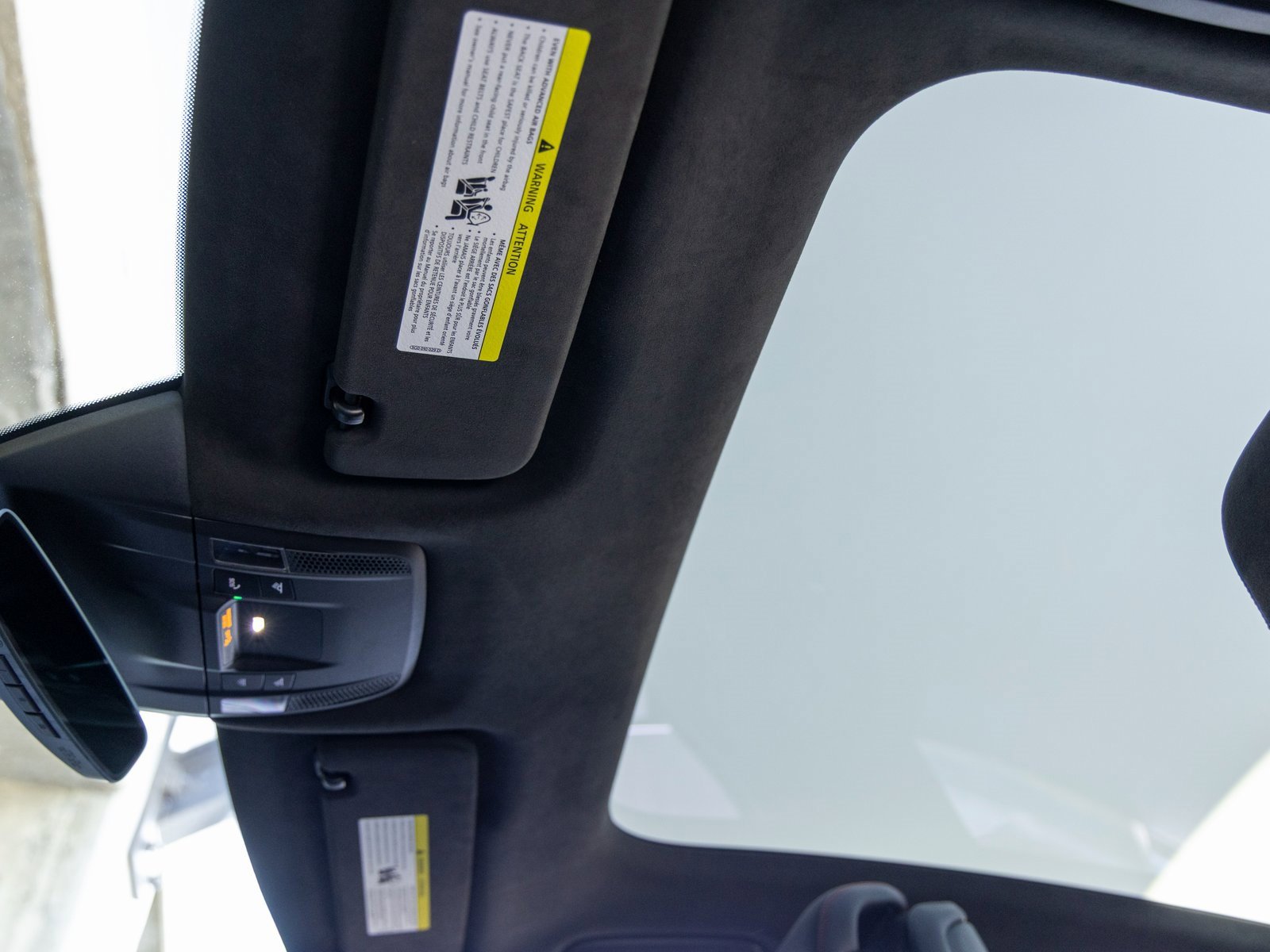 New 2025 Porsche Taycan GTS image 27