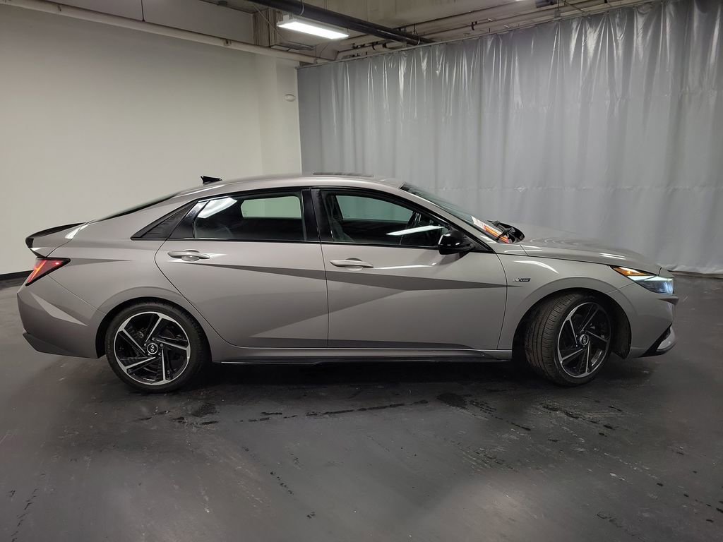 Used 2021 Hyundai Elantra N Line image 9