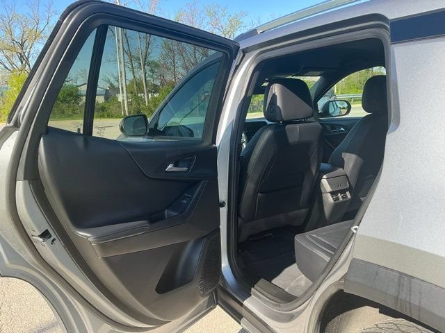 Used 2025 Chevrolet Equinox LT w/ Convenience Package II FWD image 16
