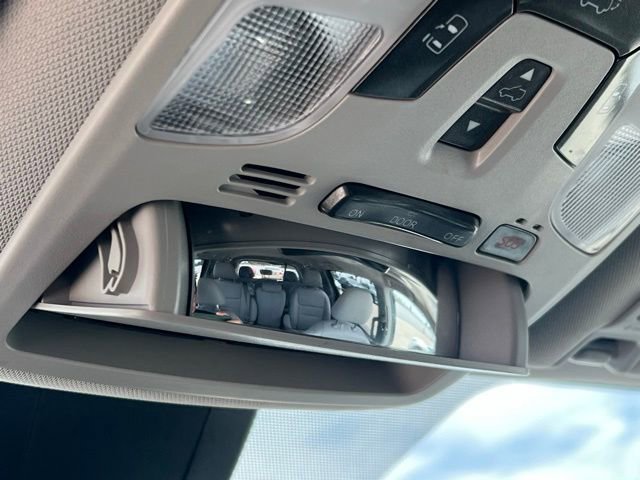 Used 2018 Toyota Sienna XLE w/ XLE Navigation Package image 36