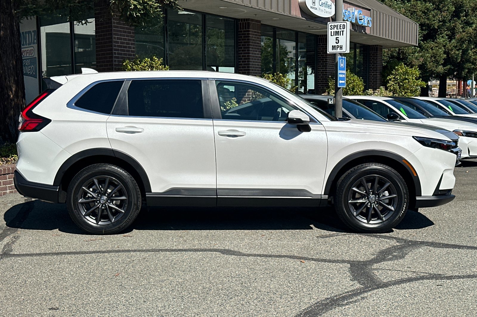 New 2026 Honda CR-V EX-L image 3
