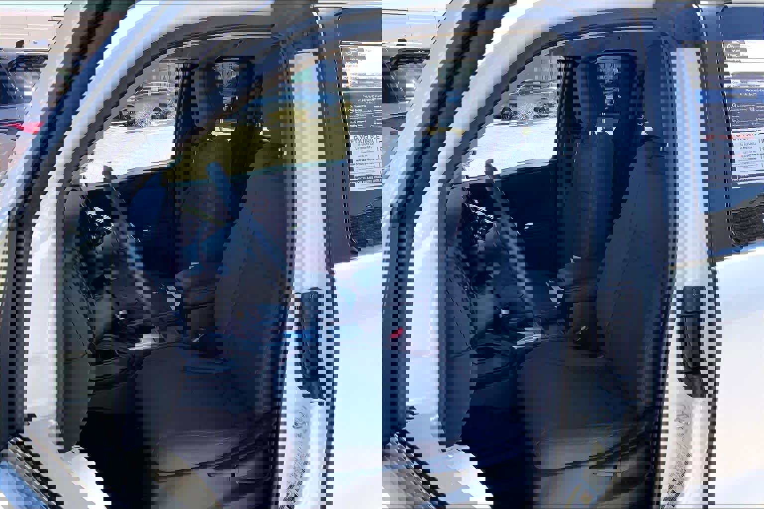 Used 2023 Nissan Frontier S w/ Technology Package image 7