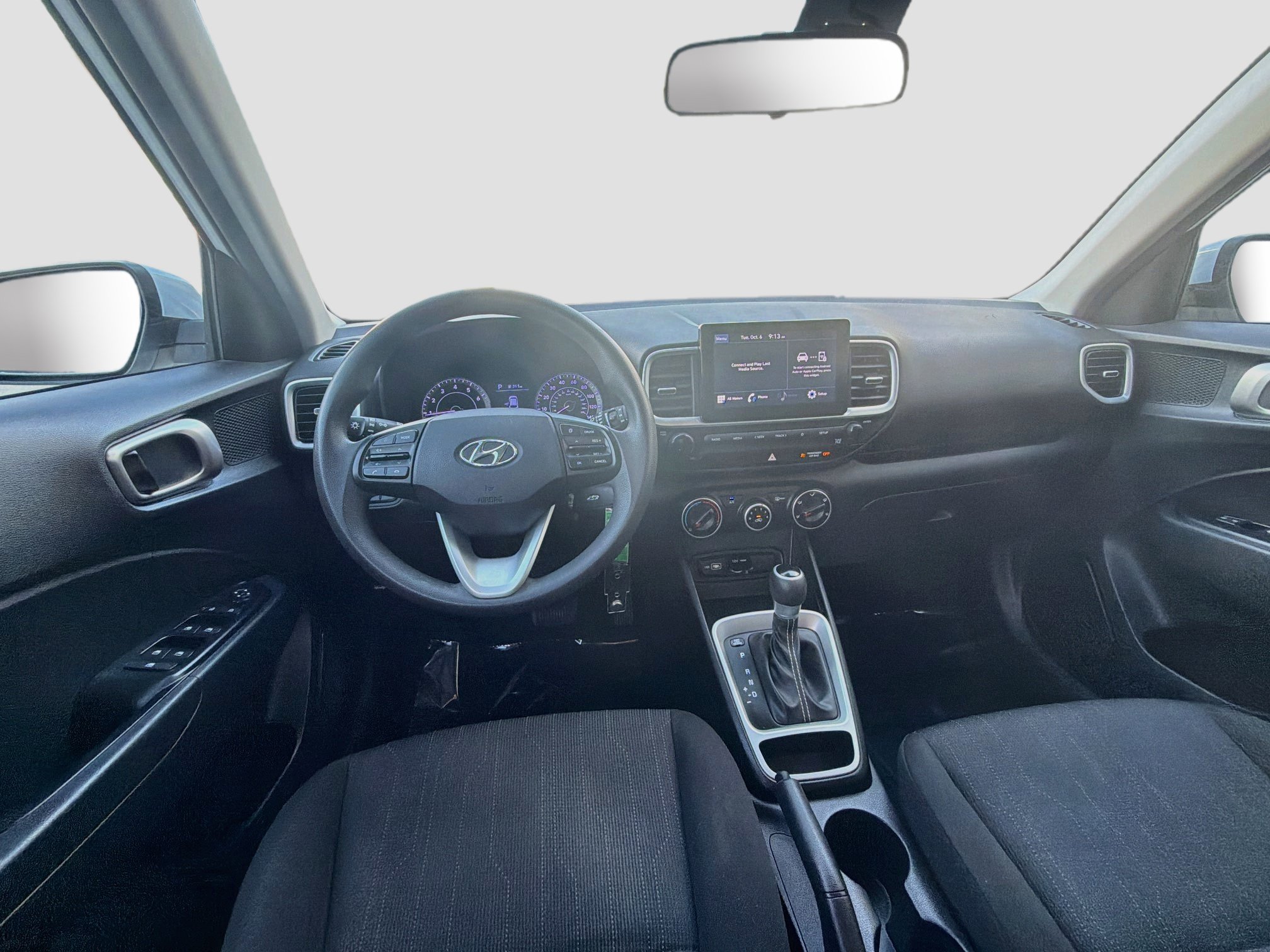Used 2022 Hyundai Venue SE w/ Cargo Package FWD image 19