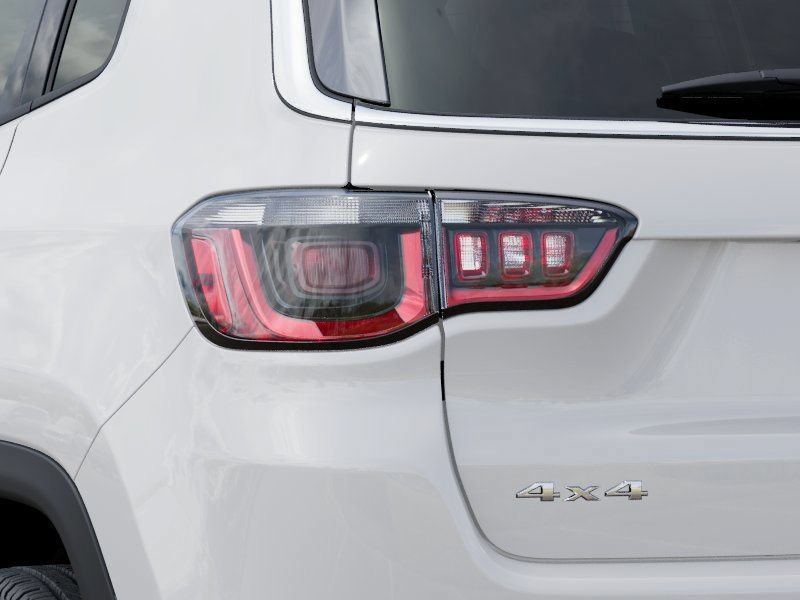 New 2026 Jeep Compass Limited w/ Sun, Sound & Navigation Group AWD/4WD image 13