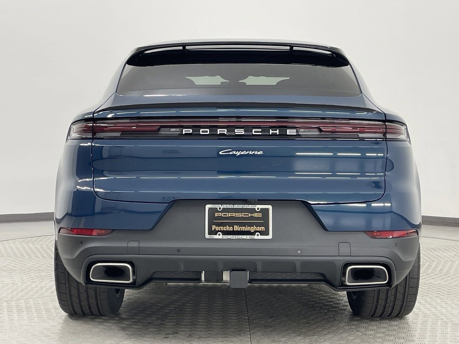 New 2025 Porsche Cayenne Coupe image 10