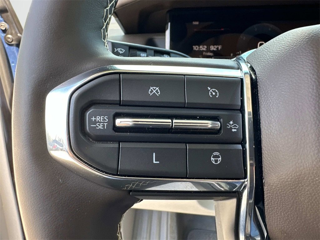 Used 2024 GMC Acadia Denali w/ Super Cruise Package image 34