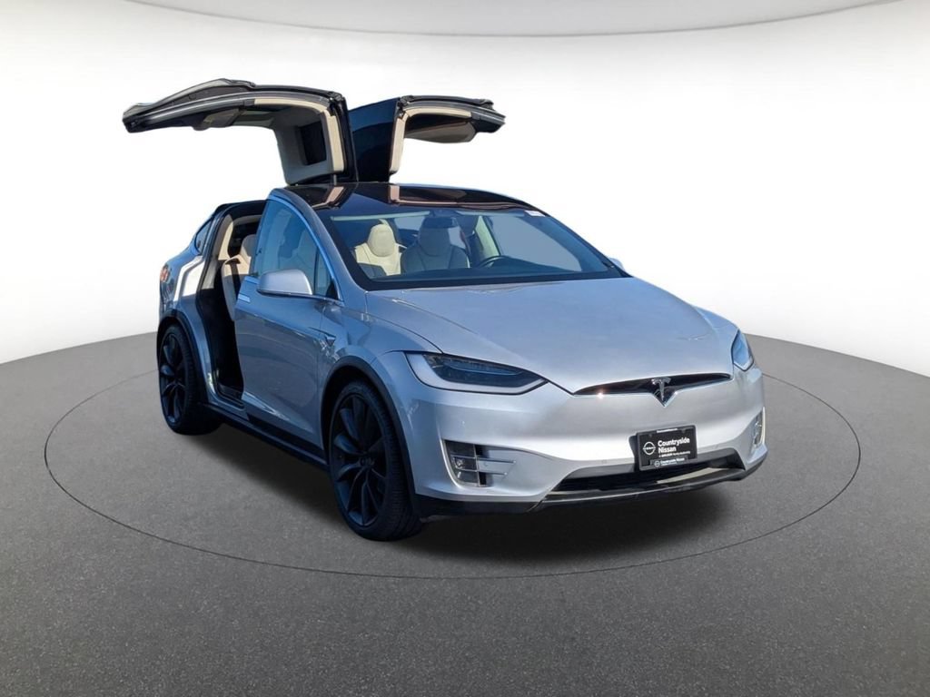 Used 2018 Tesla Model X 75D AWD/4WD image 9