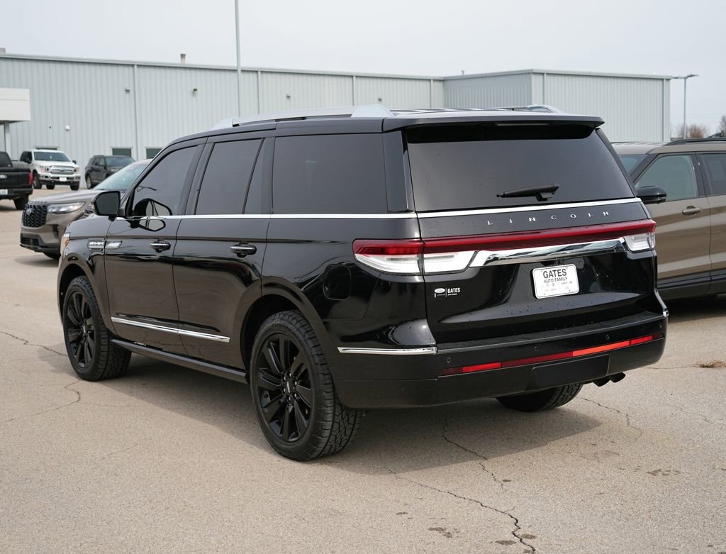 Used 2023 Lincoln Navigator Reserve w/ Equipment Group 201A AWD/4WD image 8