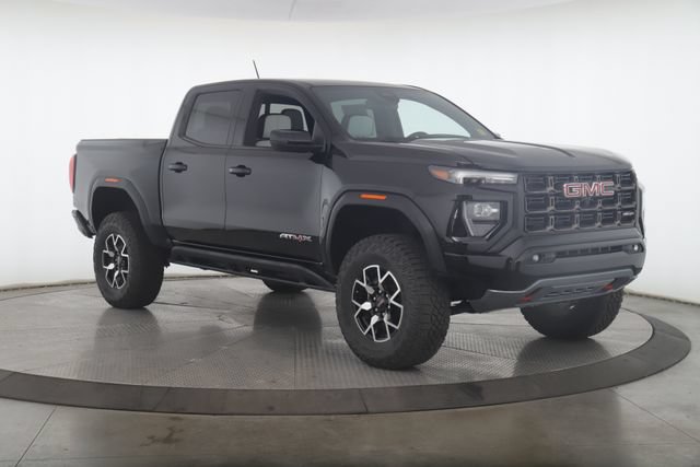 Used 2024 GMC Canyon AT4X AWD/4WD image 2