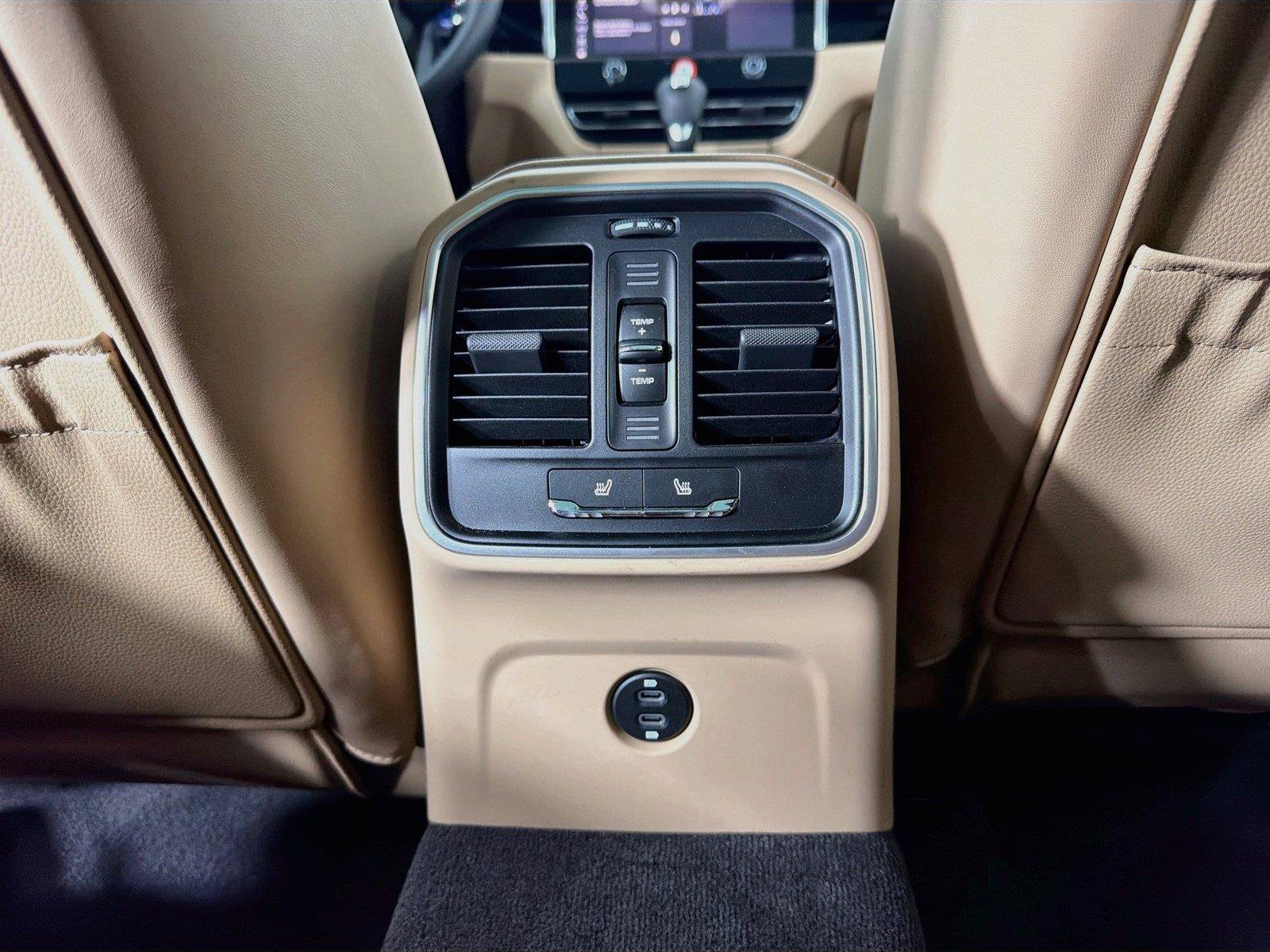 Certified 2026 Porsche Macan Turbo AWD/4WD image 24