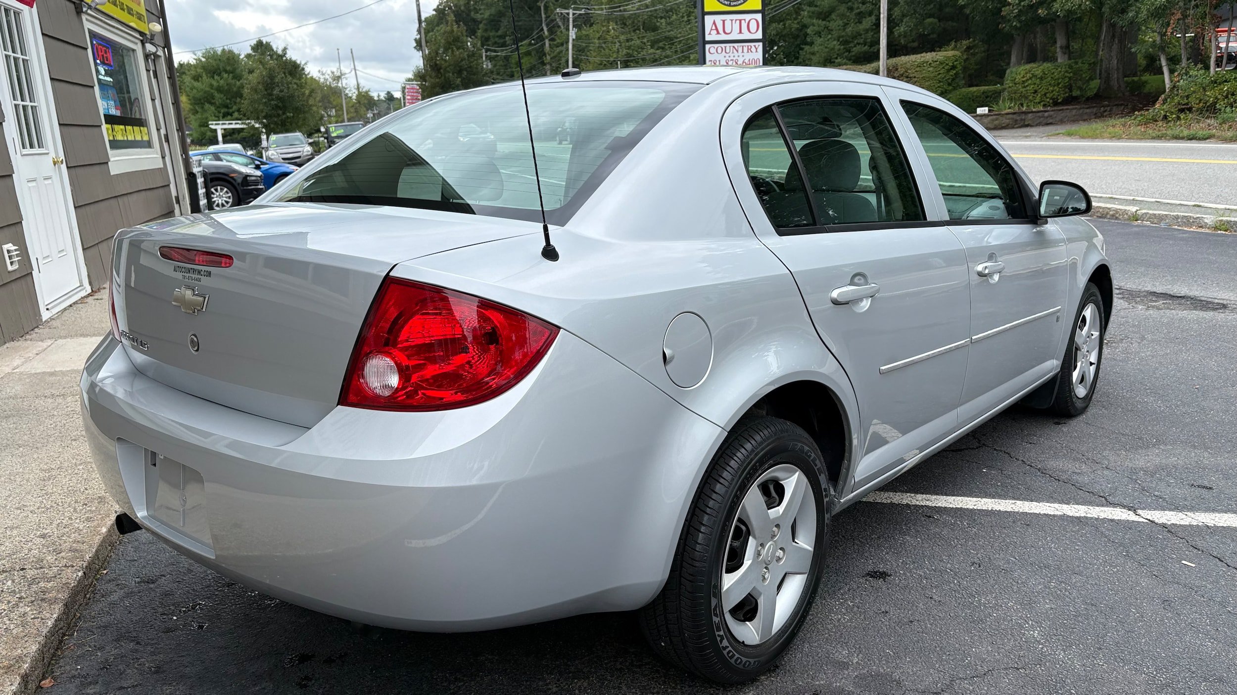 Used 2008 Chevrolet Cobalt LS w/ Protection Package FWD image 5