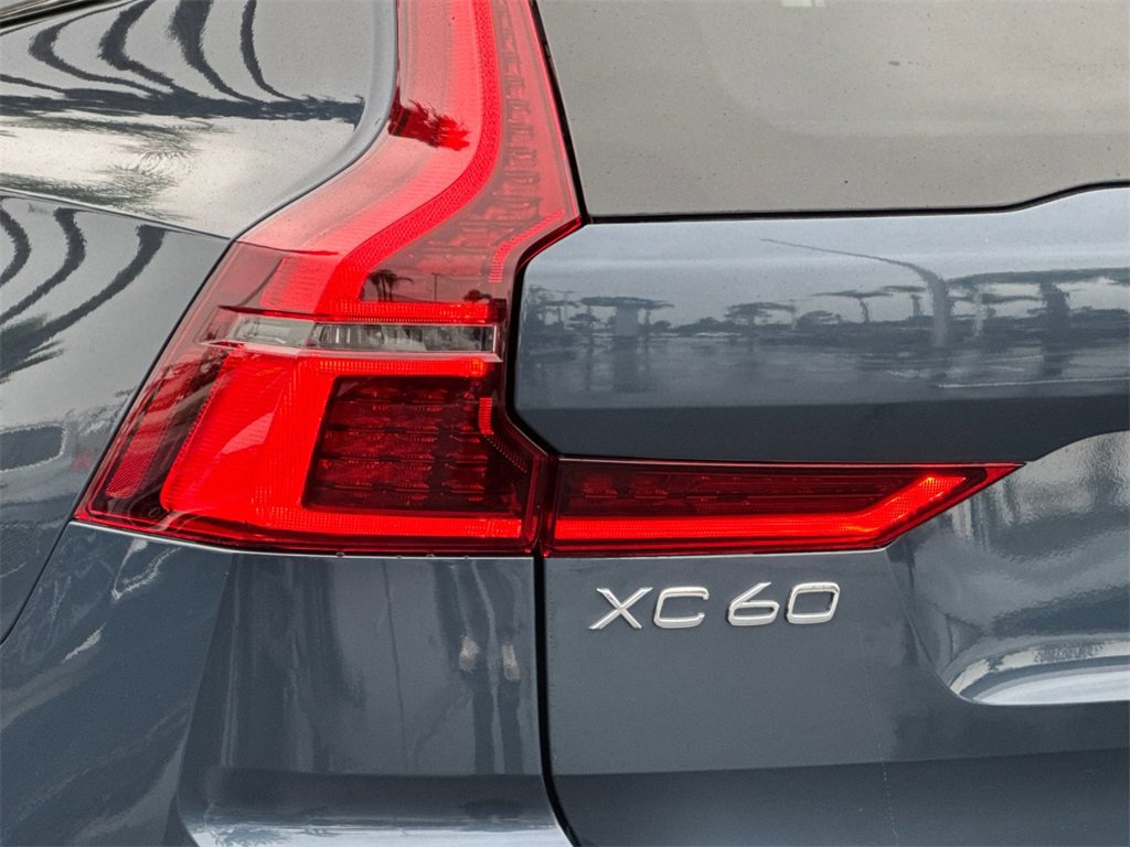 New 2026 Volvo XC60 T8 Plus image 26