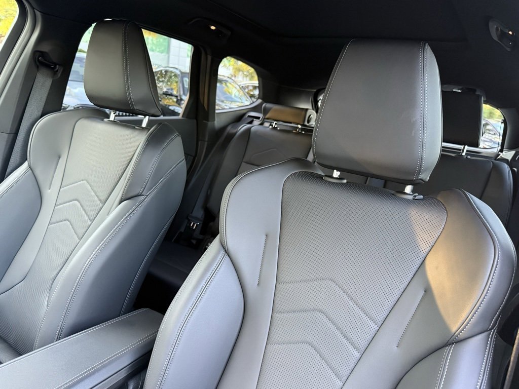 Certified 2025 BMW X1 M35i w/ Premium Package image 22