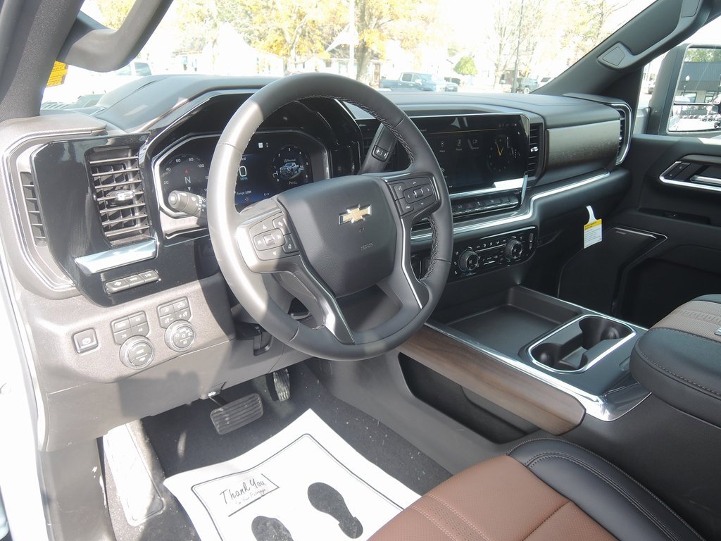 New 2026 Chevrolet Silverado 3500 High Country w/ Technology Package image 6