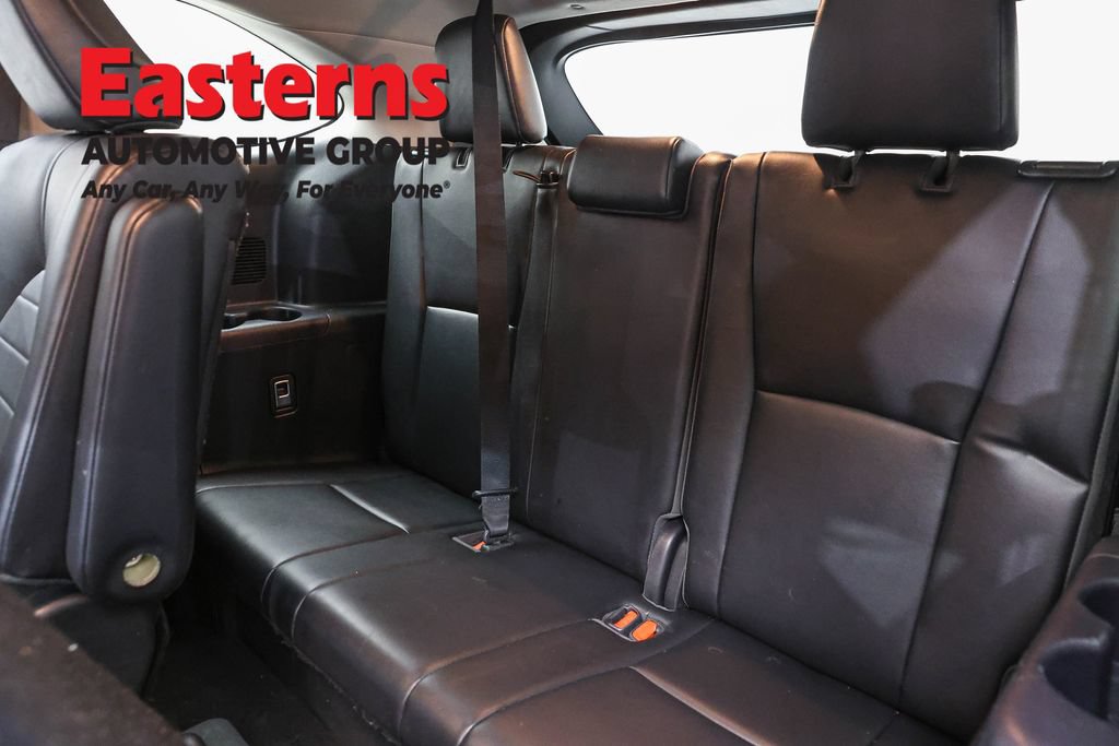 Used 2021 Toyota Highlander XLE AWD/4WD image 26
