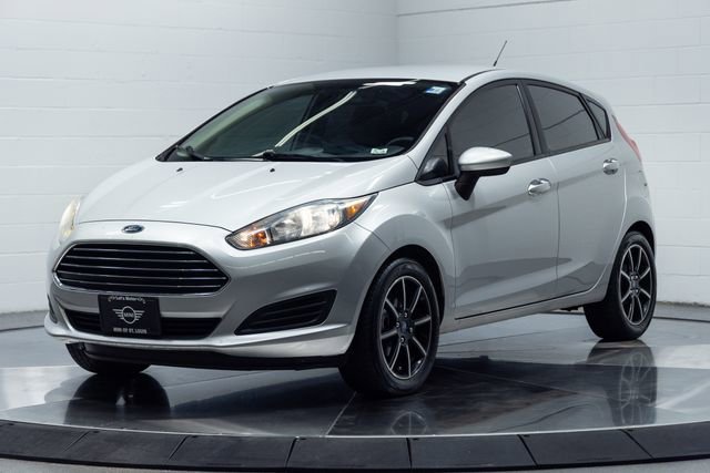 Used 2018 Ford Fiesta SE image 6