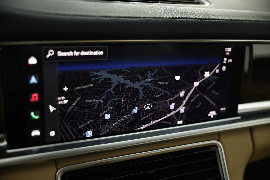 Certified 2023 Porsche Panamera image 39