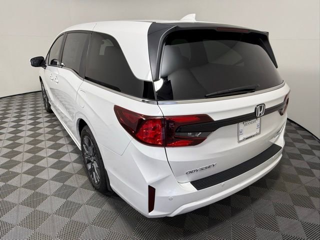 New 2026 Honda Odyssey Touring image 4