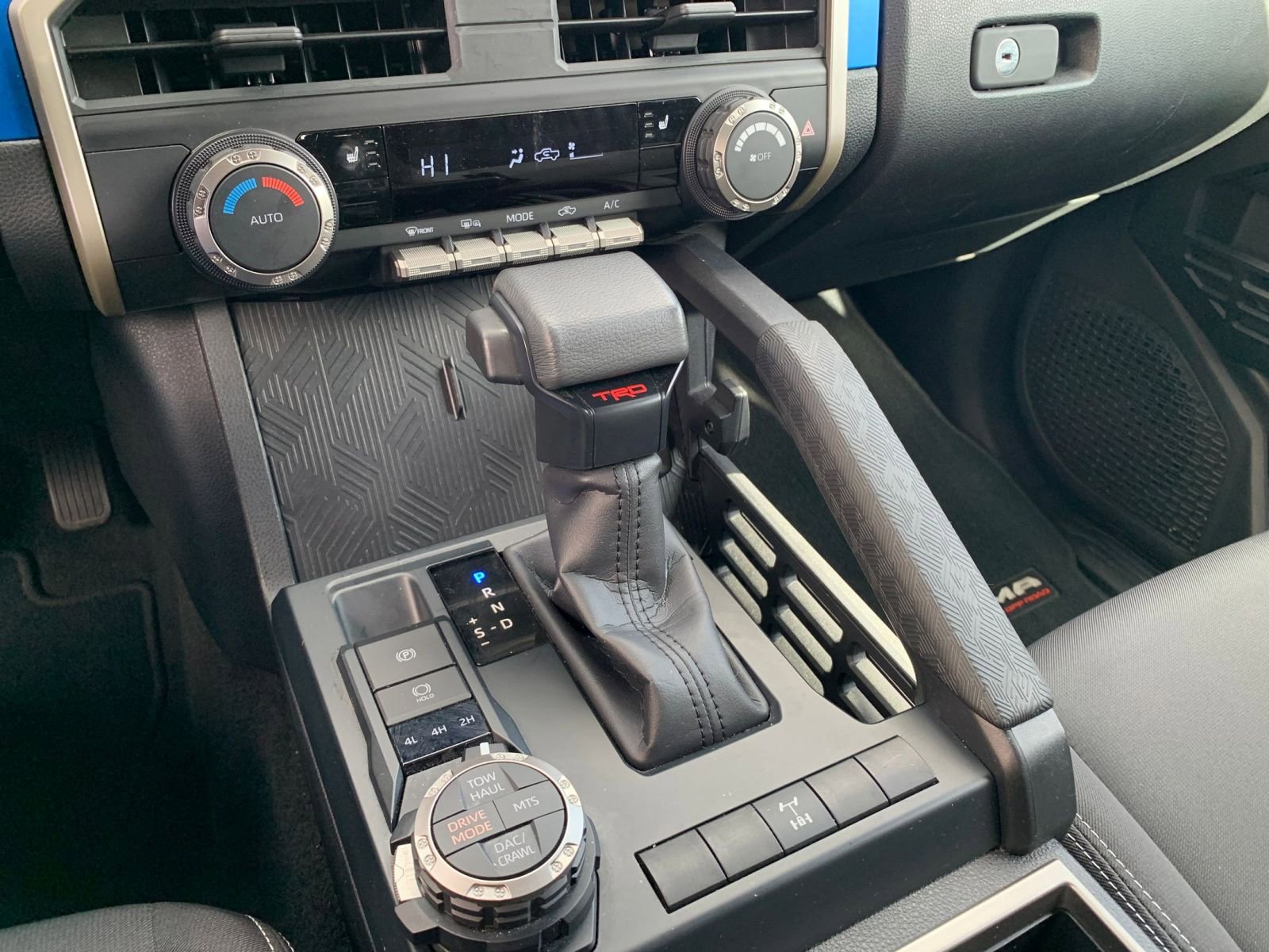 Used 2025 Toyota Tacoma TRD Off-Road image 40