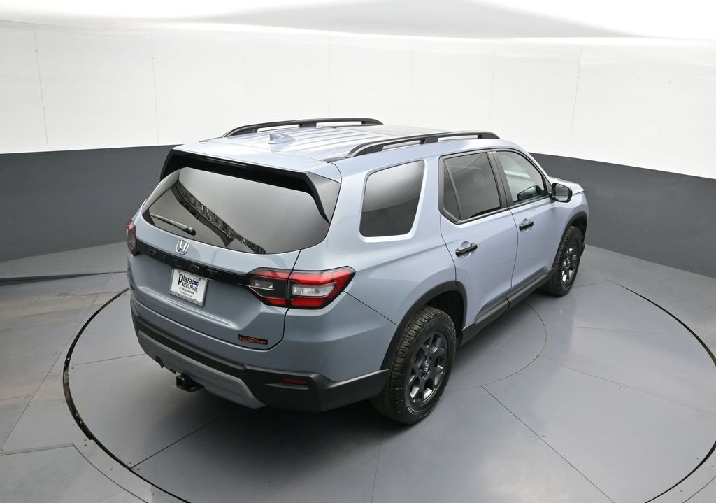 Certified 2024 Honda Pilot TrailSport image 40