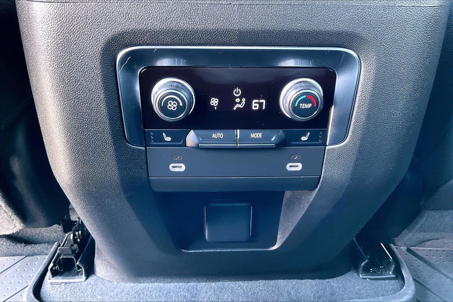 Used 2023 Chevrolet Tahoe RST w/ Luxury Package RWD image 30